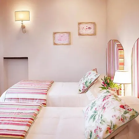 شقة Place Where Need To Relax Distefanovilladeluxe أوماغ